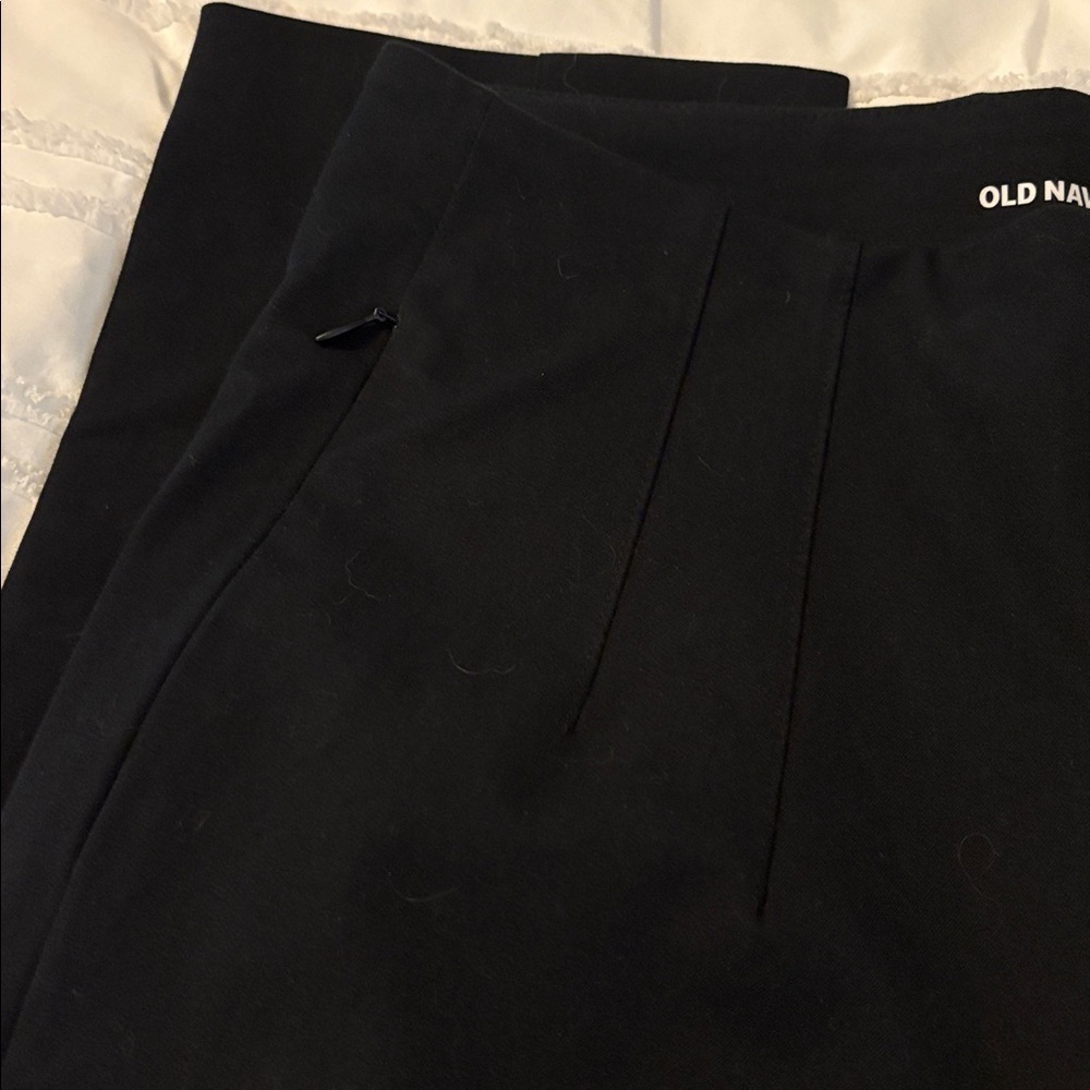 Old Navy pixie pants - Picture 6 of 6